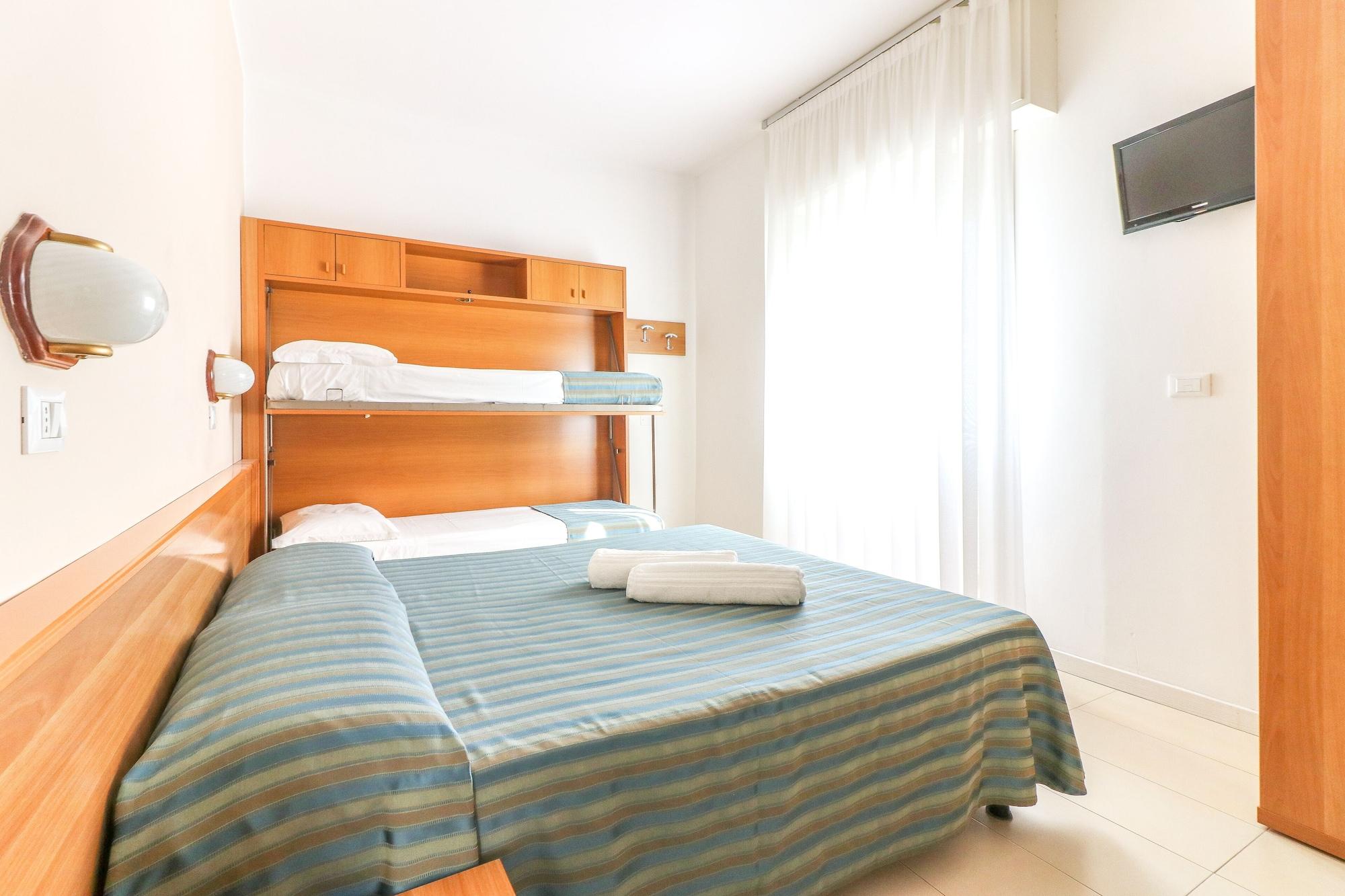 Hotel Jesulum Лидо ди Йезоло Екстериор снимка