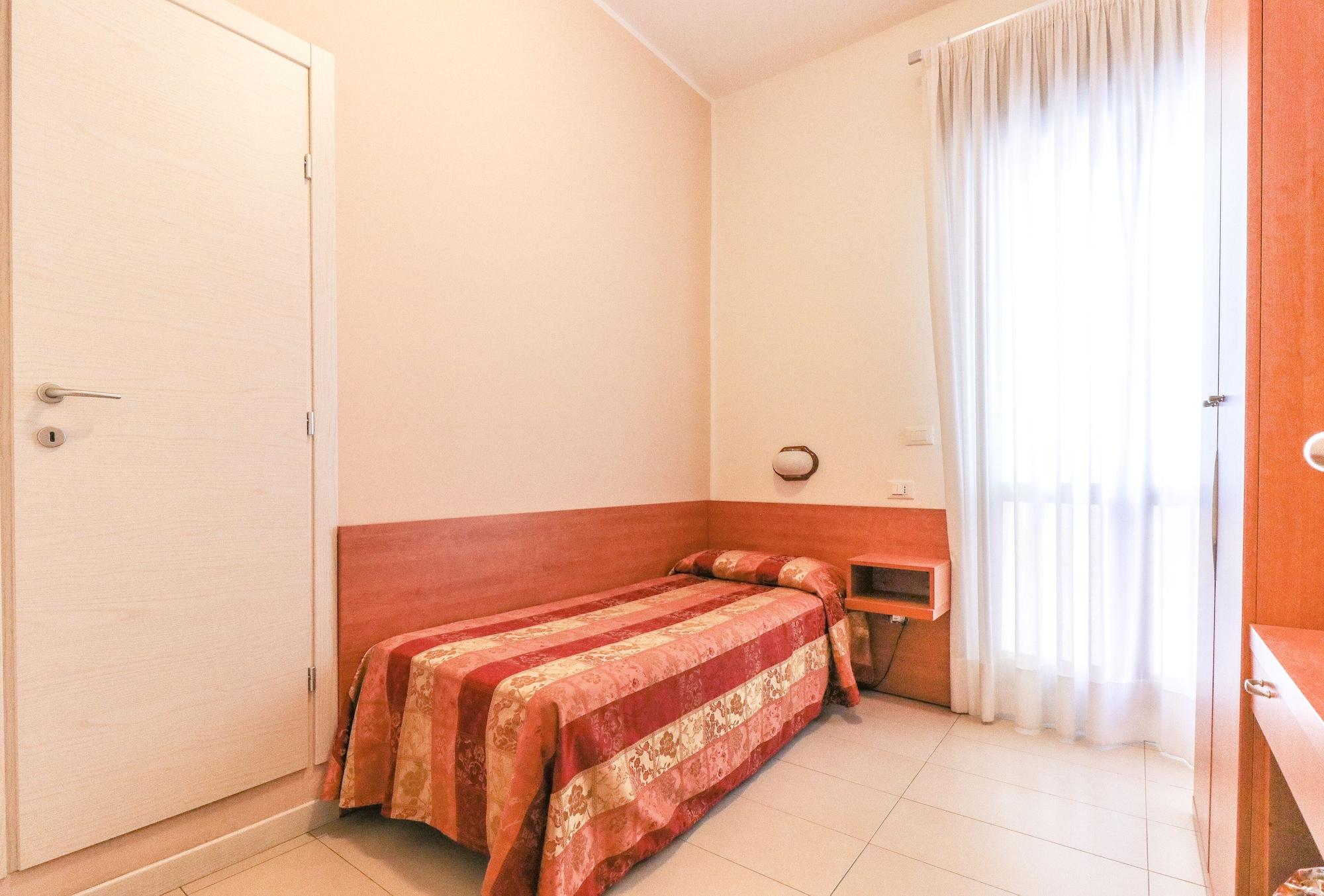Hotel Jesulum Лидо ди Йезоло Екстериор снимка