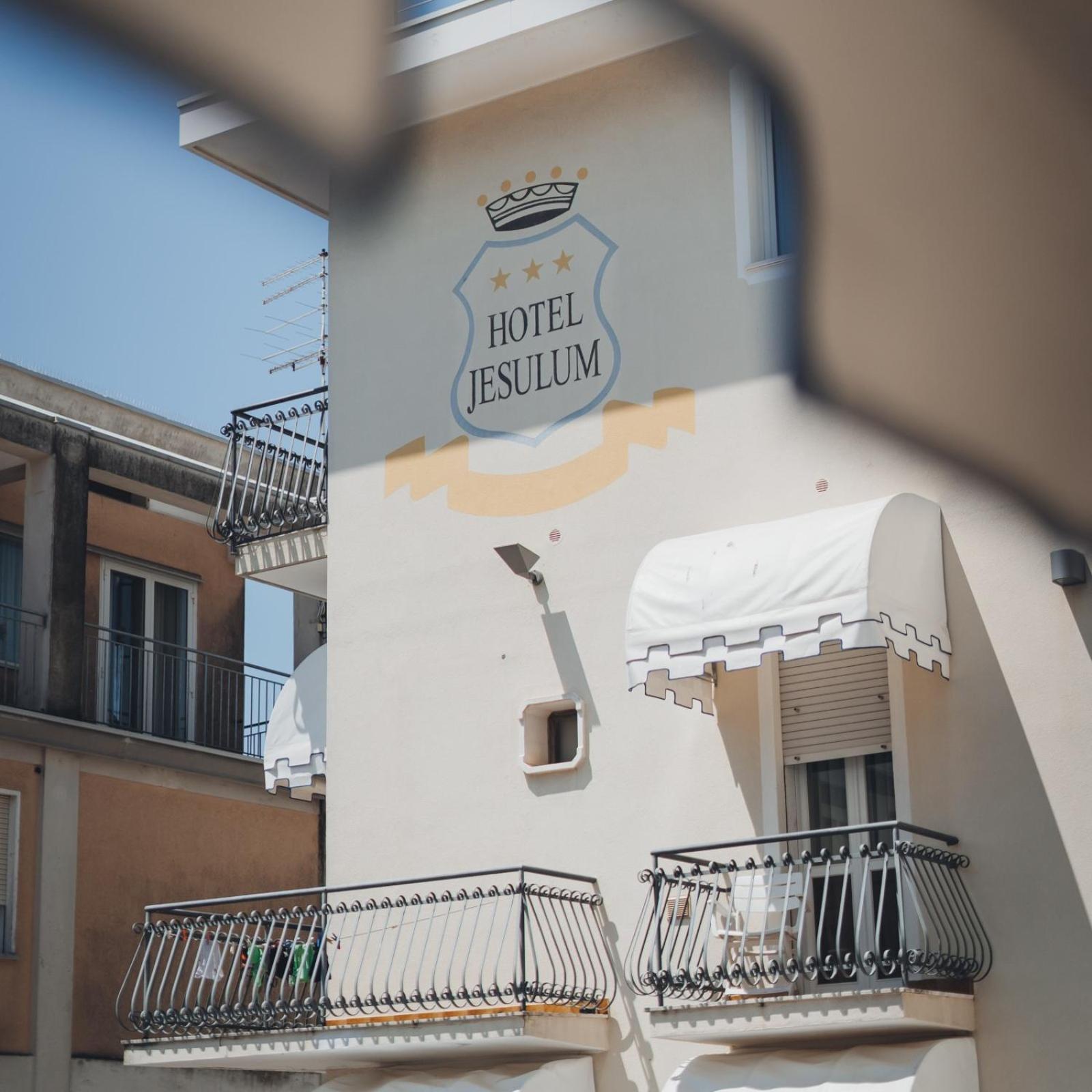 Hotel Jesulum Лидо ди Йезоло Екстериор снимка